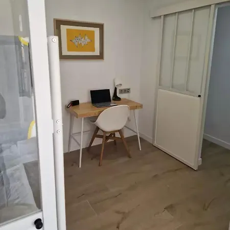 En El Corazon De Cimavilla * Χιχόν