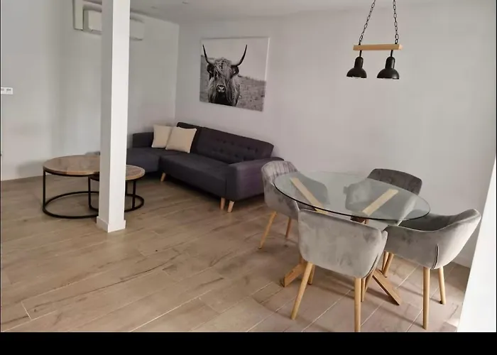 En El Corazon De Cimavilla